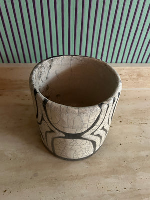 Raku vase by Mel Lennon nr. 1