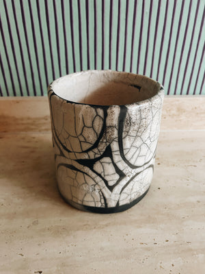 Raku vase by Mel Lennon nr. 1