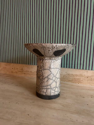 Raku collar vase by Mel Lennon nr. 2