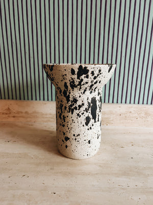 Speckled glaze vase by Mel Lennon nr. 4