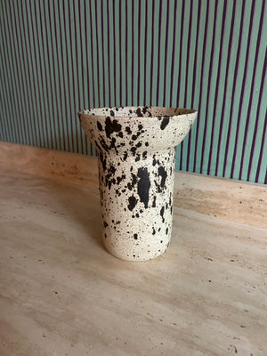 Speckled glaze vase by Mel Lennon nr. 4