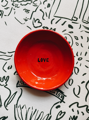 Ceramic Plate 'love' in red