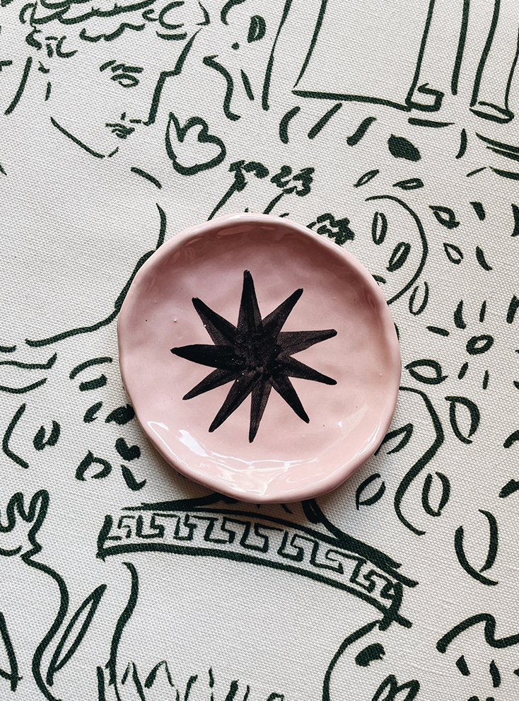 Ceramic Plate in pink with star