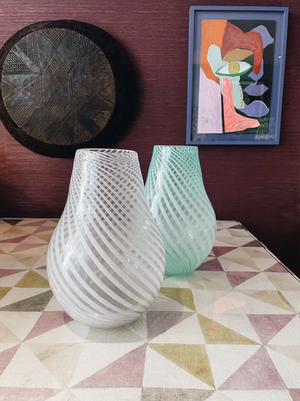 Vase Curves